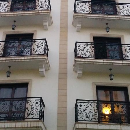 Lakis Court Apartment Ларнака Екстериор снимка